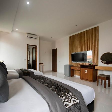 Sandat Hotel Legian Exterior foto