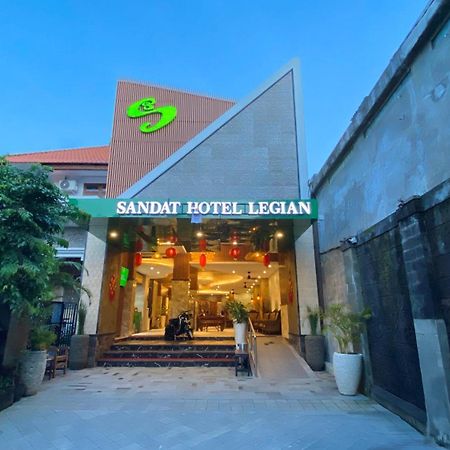Sandat Hotel Legian Exterior foto