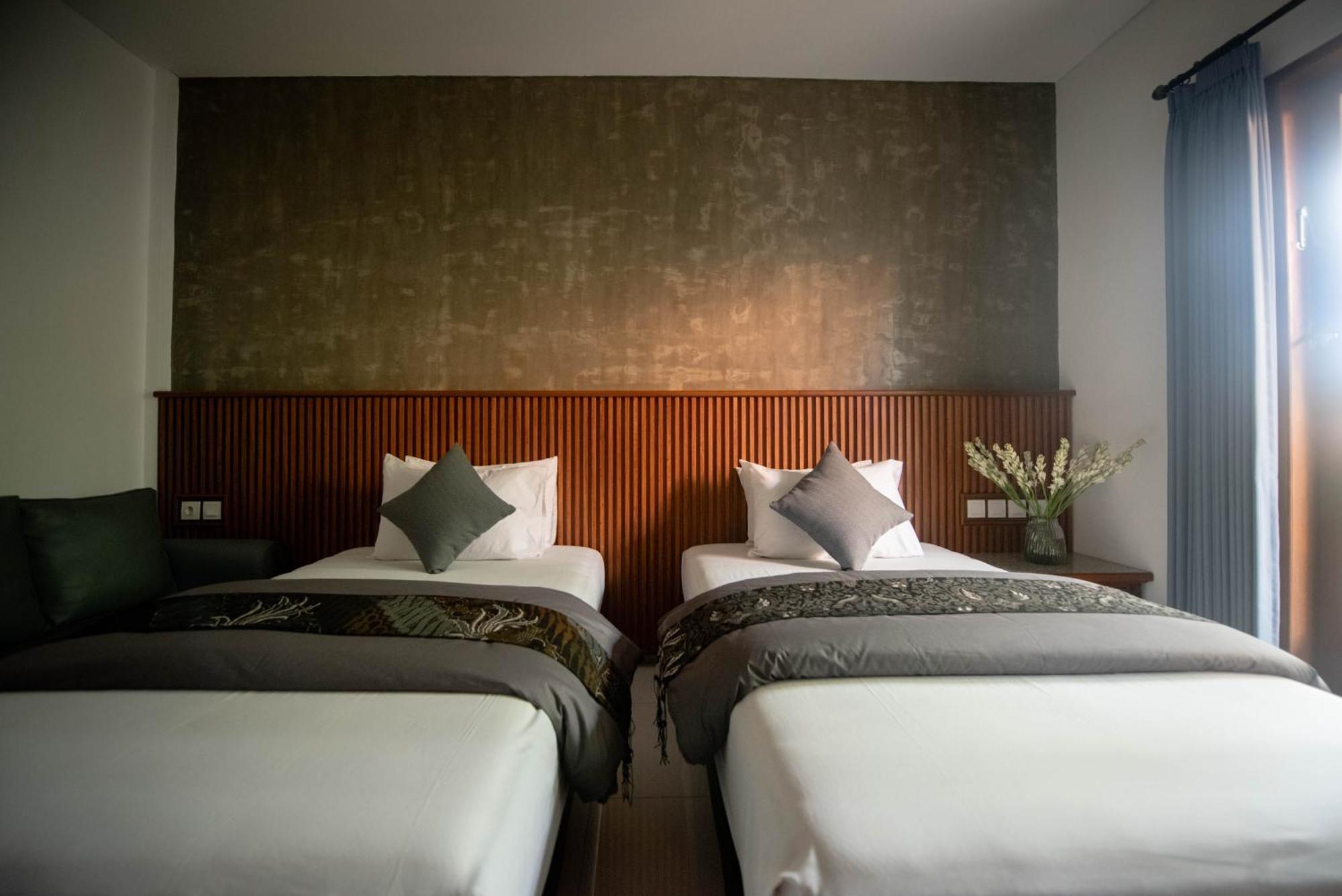 Sandat Hotel Legian Exterior foto