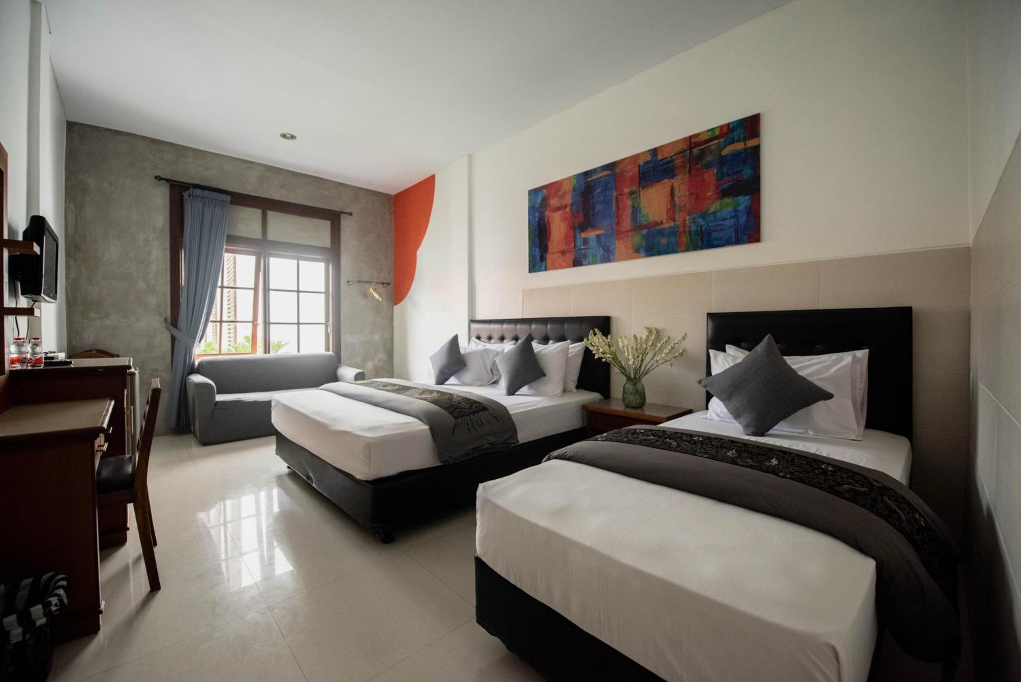 Sandat Hotel Legian Exterior foto
