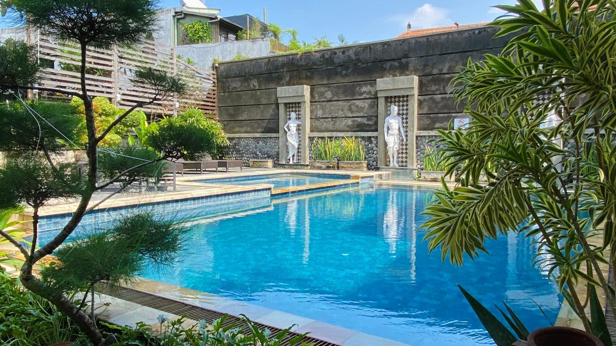 Sandat Hotel Legian Exterior foto