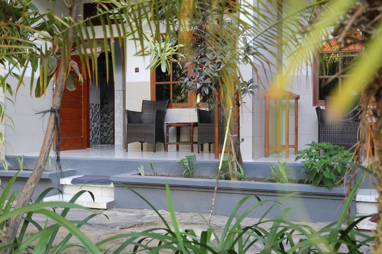 Sandat Hotel Legian Exterior foto
